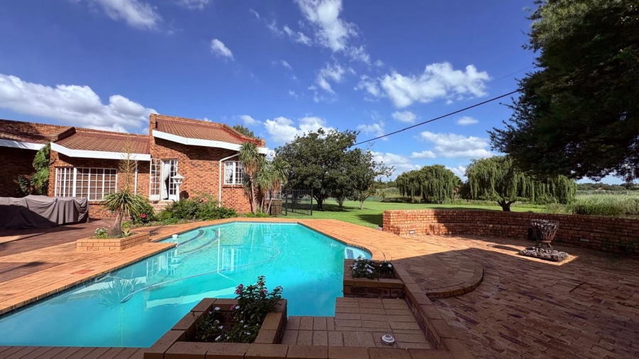 3 Bedroom Property for Sale in Dalpark Ext 1 Gauteng