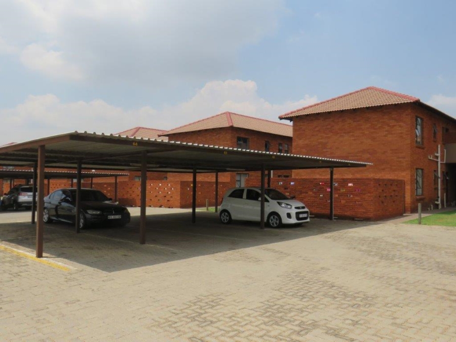 To Let 2 Bedroom Property for Rent in Albertsdal Gauteng