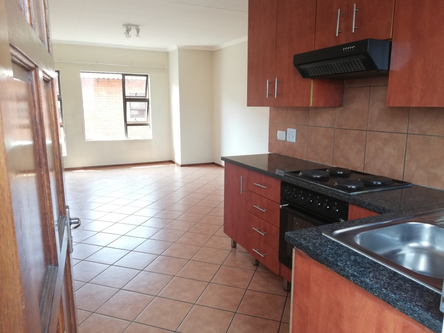 To Let 2 Bedroom Property for Rent in Albertsdal Gauteng