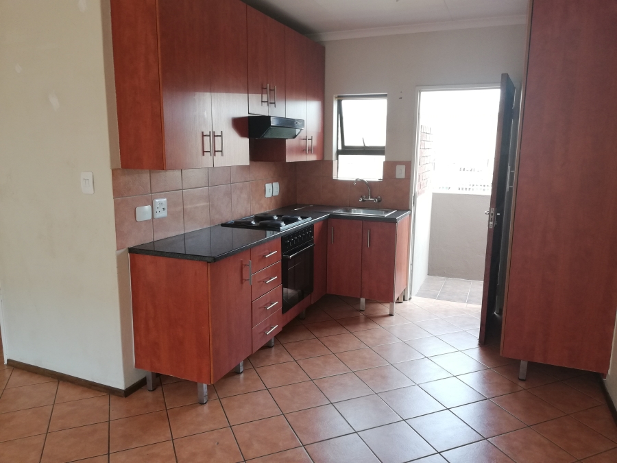 To Let 2 Bedroom Property for Rent in Albertsdal Gauteng