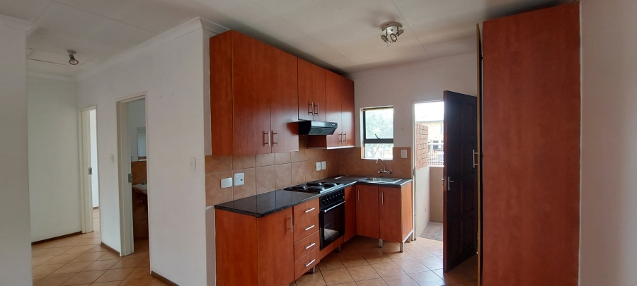 To Let 2 Bedroom Property for Rent in Albertsdal Gauteng