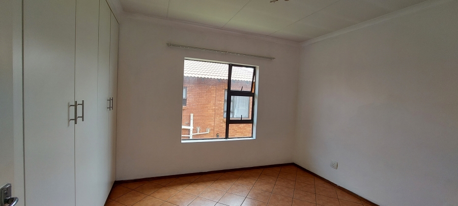 To Let 2 Bedroom Property for Rent in Albertsdal Gauteng