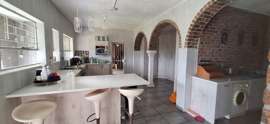 4 Bedroom Property for Sale in Rothdene Gauteng