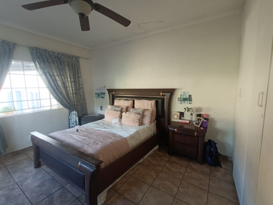 3 Bedroom Property for Sale in Rothdene Gauteng