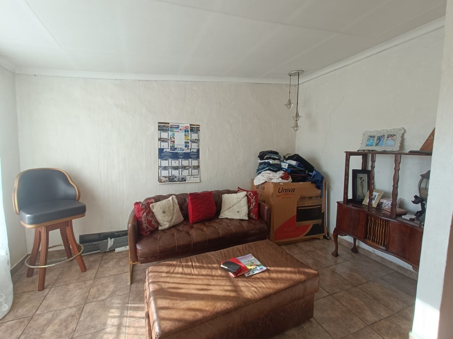 3 Bedroom Property for Sale in Rothdene Gauteng