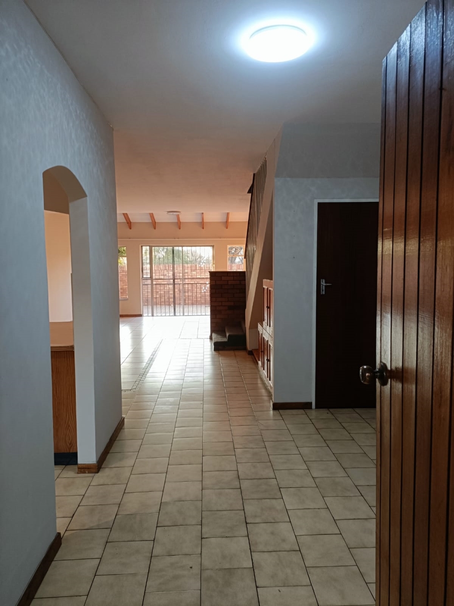 2 Bedroom Property for Sale in Edelweiss Gauteng