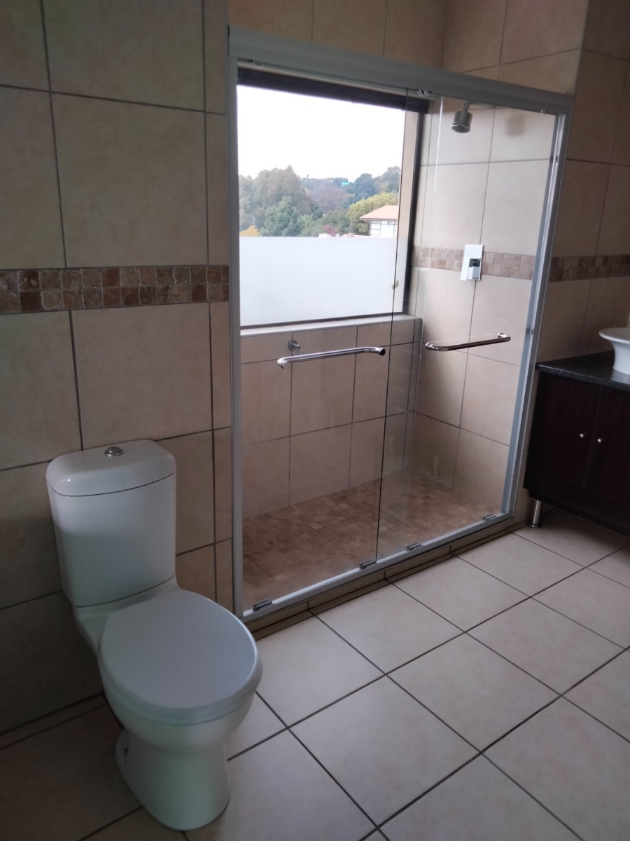 6 Bedroom Property for Sale in Kenmare Gauteng