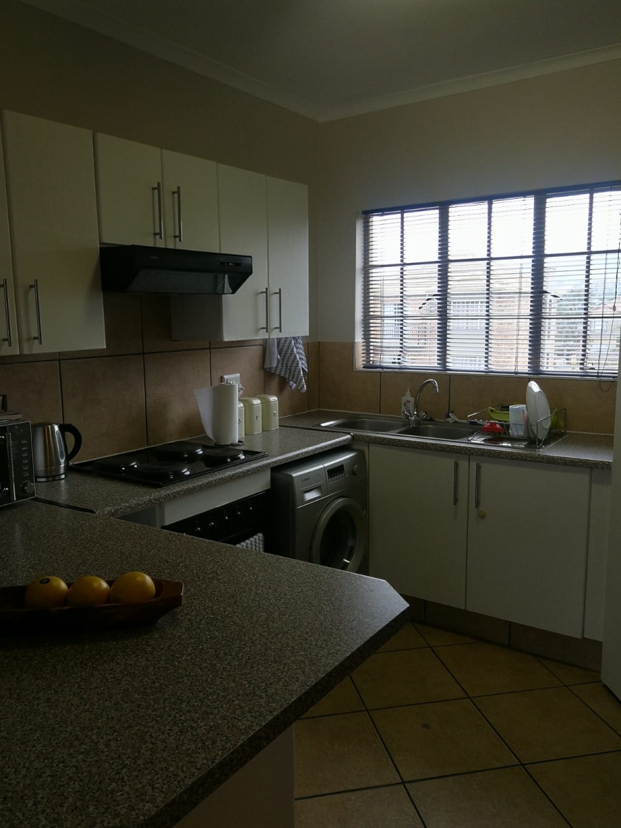 To Let 2 Bedroom Property for Rent in Sugar Bush Estate Gauteng