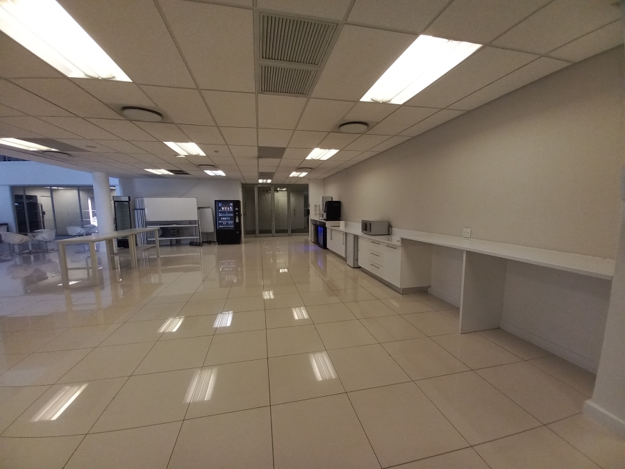 To Let commercial Property for Rent in Grand Central Gauteng