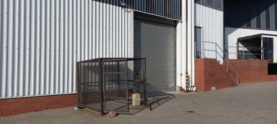 To Let commercial Property for Rent in Meadowdale Gauteng