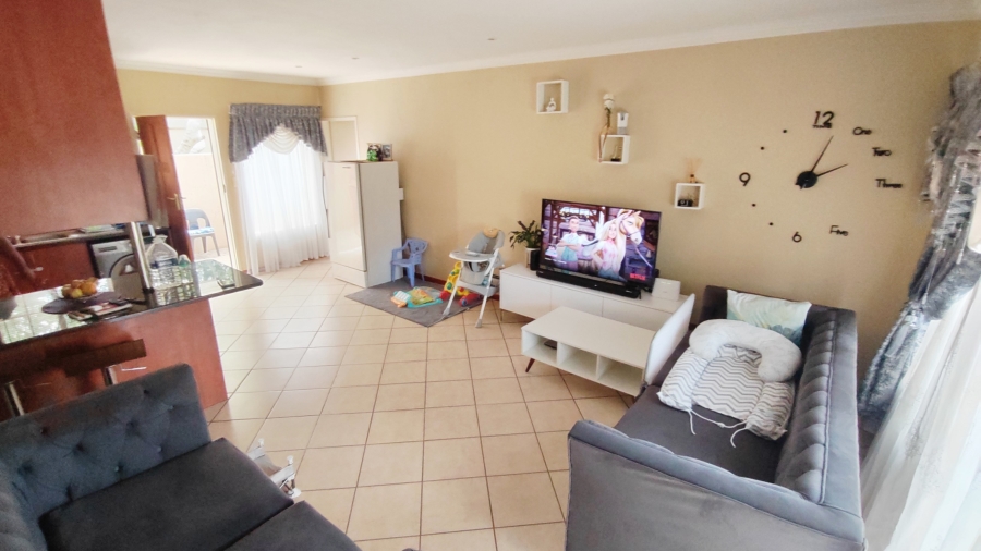 2 Bedroom Property for Sale in Annlin Gauteng