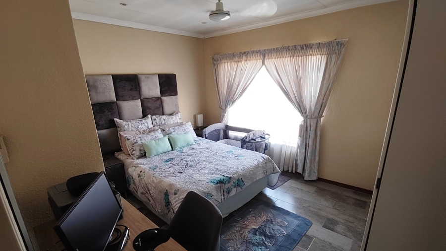 2 Bedroom Property for Sale in Annlin Gauteng