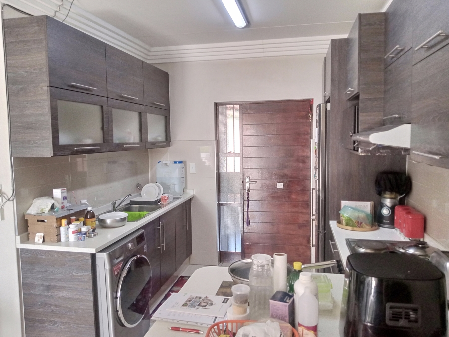 3 Bedroom Property for Sale in Eveleigh Gauteng