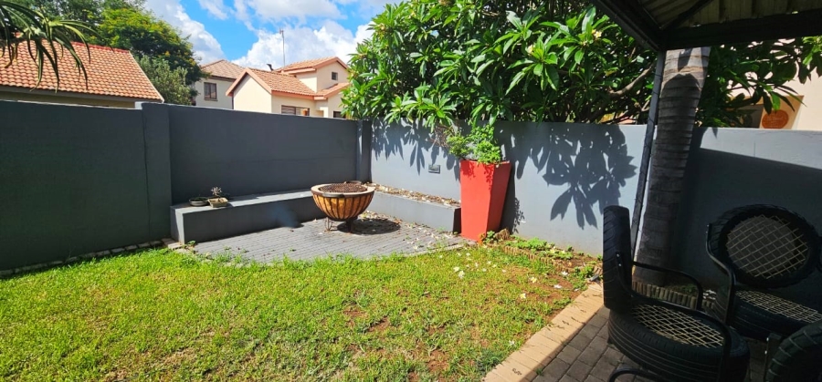 4 Bedroom Property for Sale in Pierre Van Ryneveld Gauteng