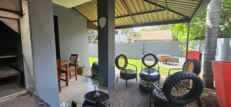 4 Bedroom Property for Sale in Pierre Van Ryneveld Gauteng