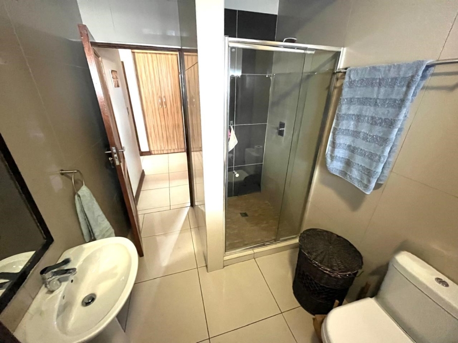 4 Bedroom Property for Sale in Pierre Van Ryneveld Gauteng