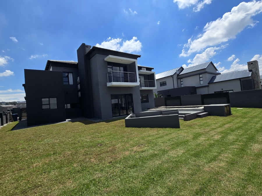 To Let 5 Bedroom Property for Rent in Six Fountains Residential Estate Gauteng