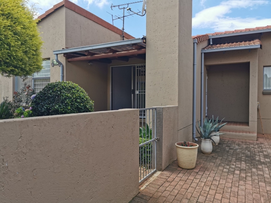 2 Bedroom Property for Sale in Witfield Gauteng