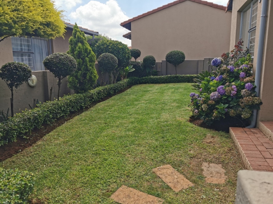 2 Bedroom Property for Sale in Witfield Gauteng