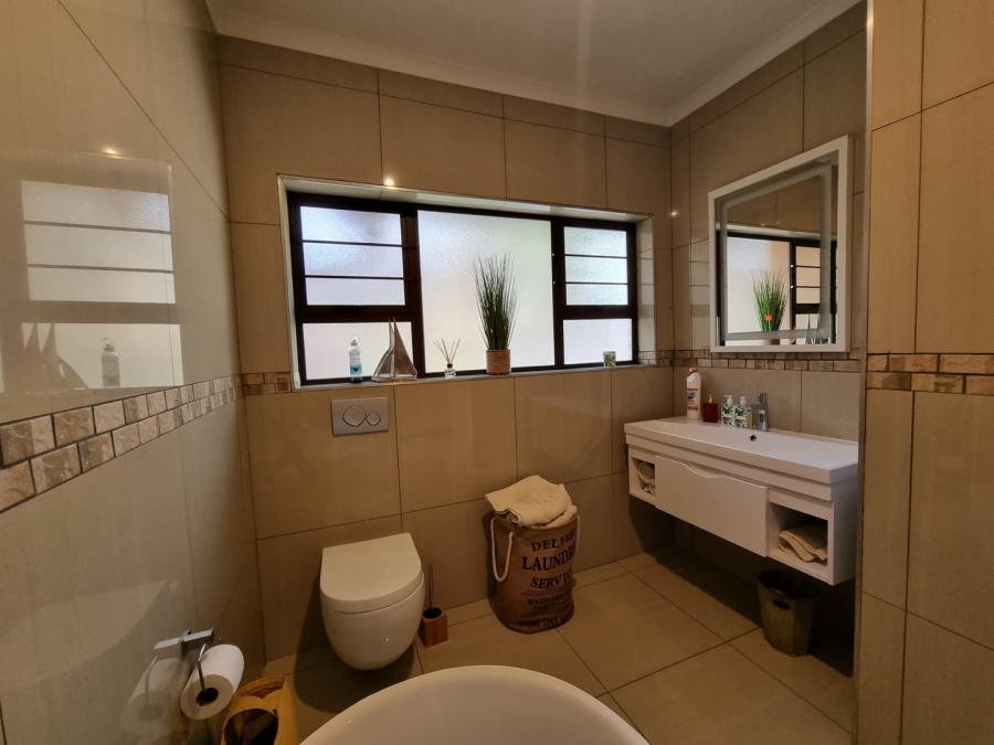 3 Bedroom Property for Sale in Sunward Park Gauteng