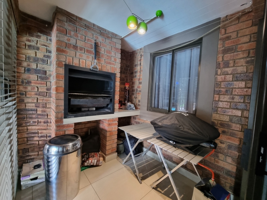 3 Bedroom Property for Sale in Sunward Park Gauteng