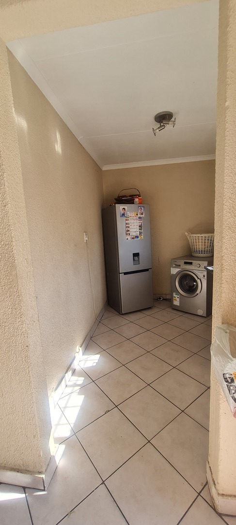 To Let 3 Bedroom Property for Rent in Minnebron Gauteng