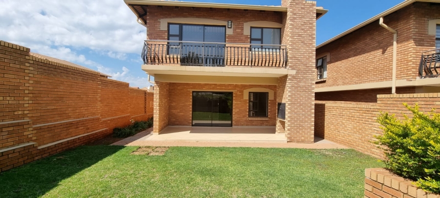 To Let 3 Bedroom Property for Rent in Olympus AH Gauteng