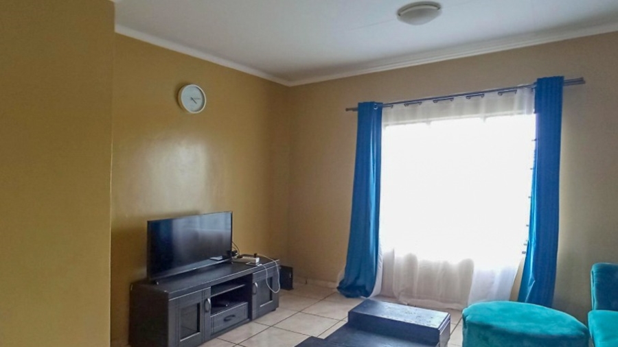 2 Bedroom Property for Sale in Noordwyk Gauteng