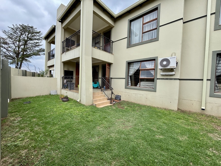 To Let 3 Bedroom Property for Rent in Barbeque Downs Gauteng