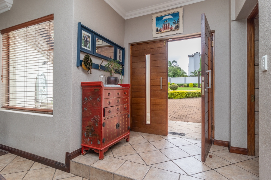 4 Bedroom Property for Sale in Ruimsig Noord Gauteng