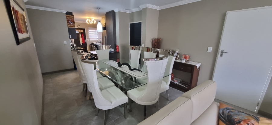 3 Bedroom Property for Sale in Amberfield Gauteng