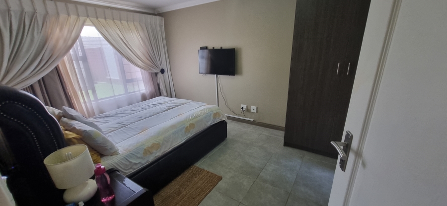 3 Bedroom Property for Sale in Amberfield Gauteng