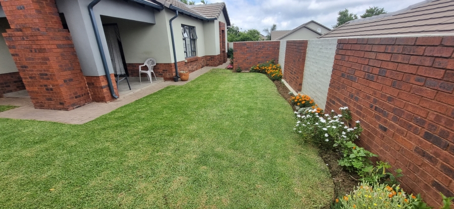 3 Bedroom Property for Sale in Amberfield Gauteng