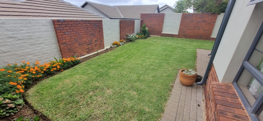 3 Bedroom Property for Sale in Amberfield Gauteng