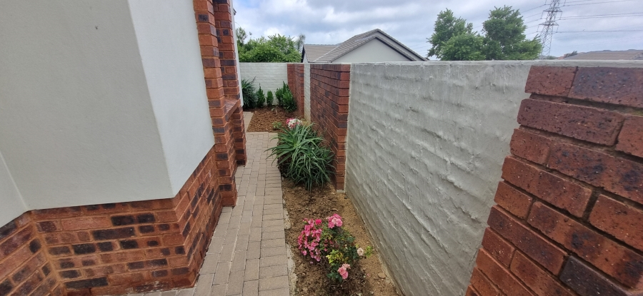 3 Bedroom Property for Sale in Amberfield Gauteng