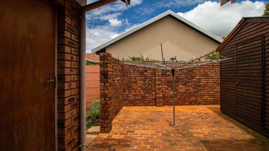 3 Bedroom Property for Sale in Pierre Van Ryneveld Gauteng