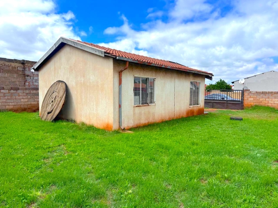 2 Bedroom Property for Sale in Roodekop Gauteng