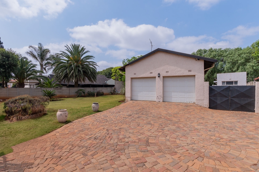 4 Bedroom Property for Sale in Croydon Gauteng