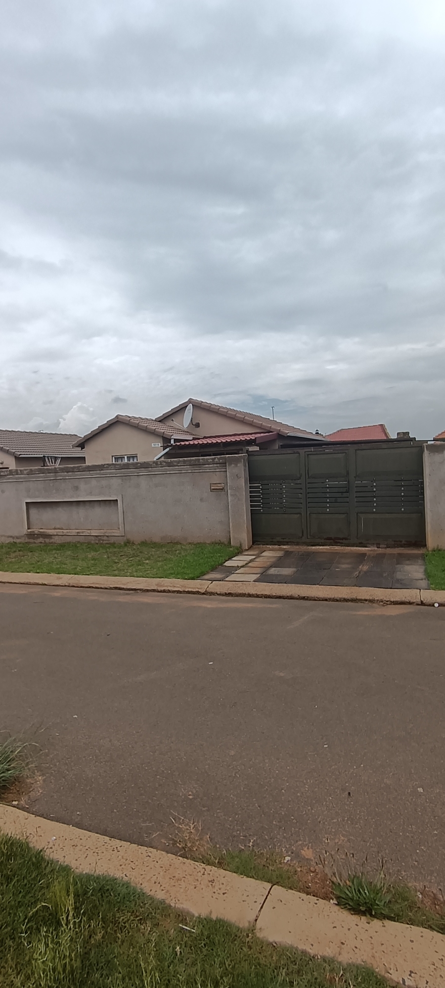 3 Bedroom Property for Sale in Windmill Park Gauteng