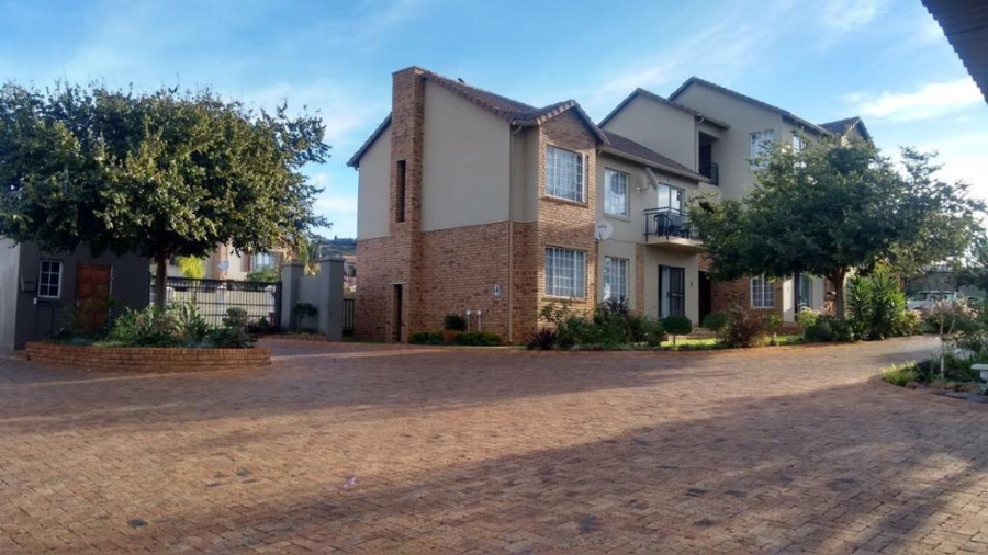 2 Bedroom Property for Sale in Sugar Bush Estate Gauteng