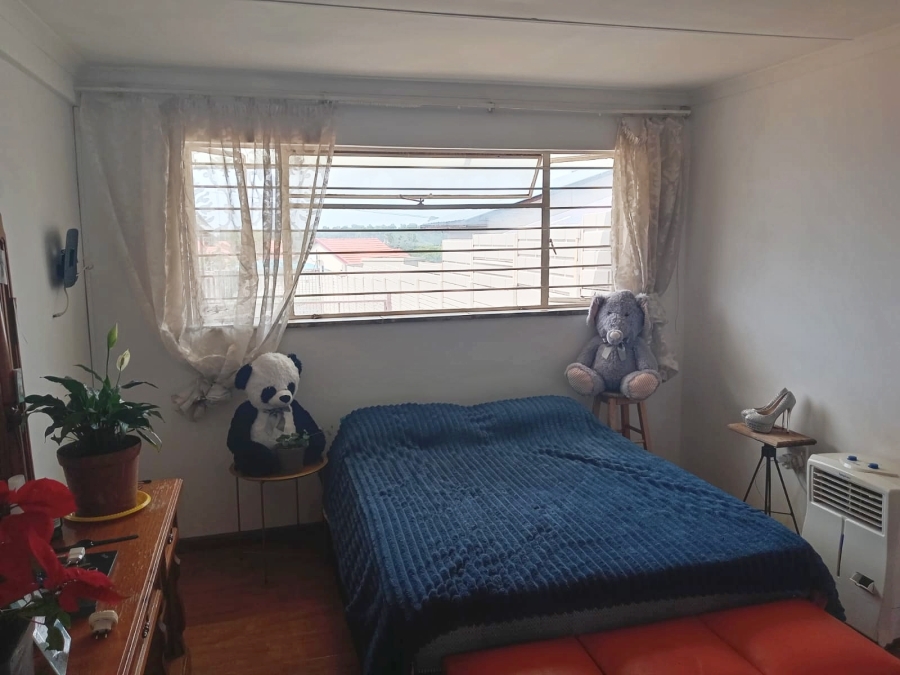 To Let 4 Bedroom Property for Rent in Lewisham Gauteng