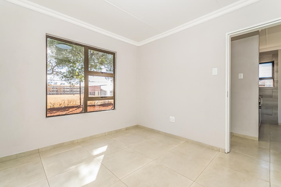 2 Bedroom Property for Sale in Westonaria Gauteng