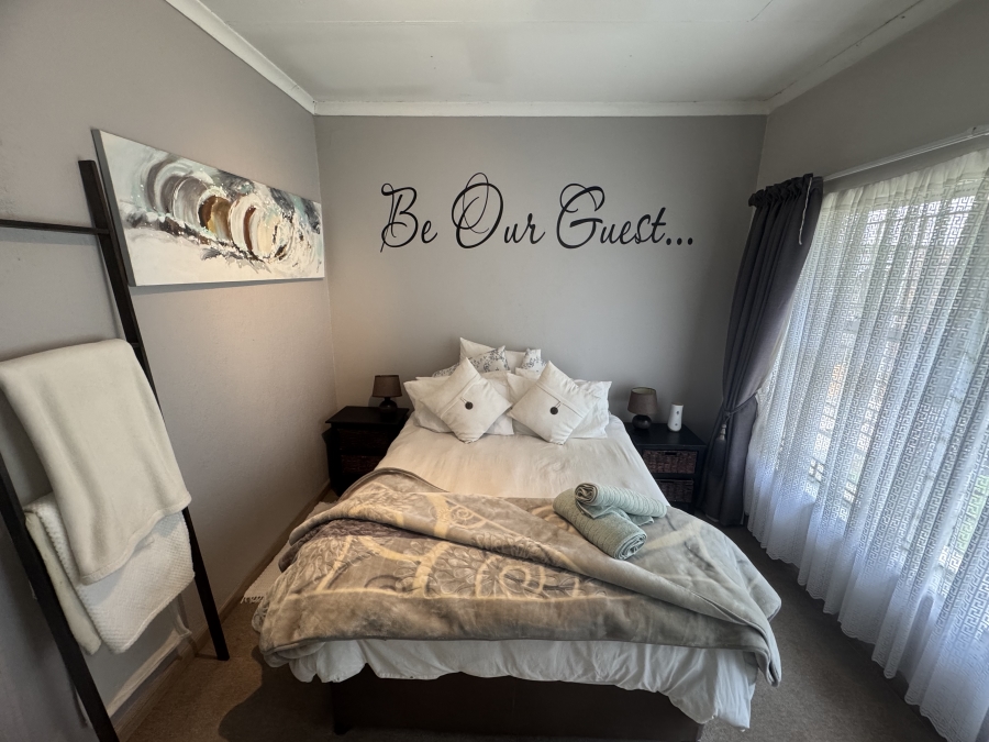 5 Bedroom Property for Sale in Selcourt Gauteng