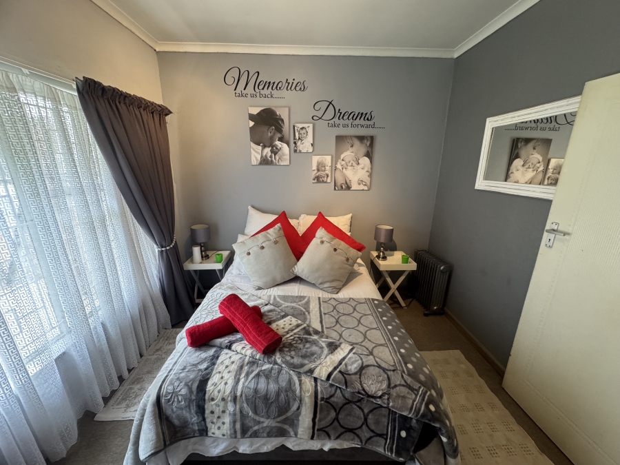 5 Bedroom Property for Sale in Selcourt Gauteng