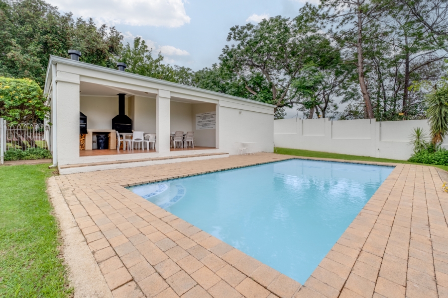 2 Bedroom Property for Sale in Douglasdale Gauteng