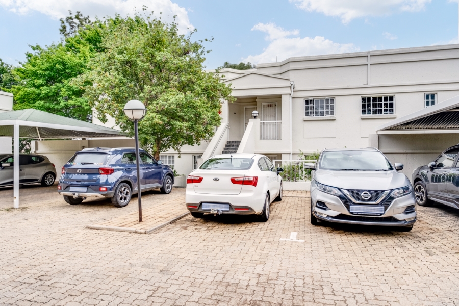 2 Bedroom Property for Sale in Douglasdale Gauteng