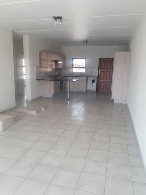 To Let 3 Bedroom Property for Rent in New Market Gauteng