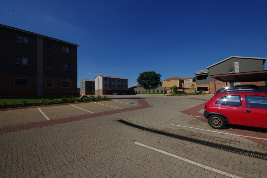 3 Bedroom Property for Sale in Kenleaf Gauteng