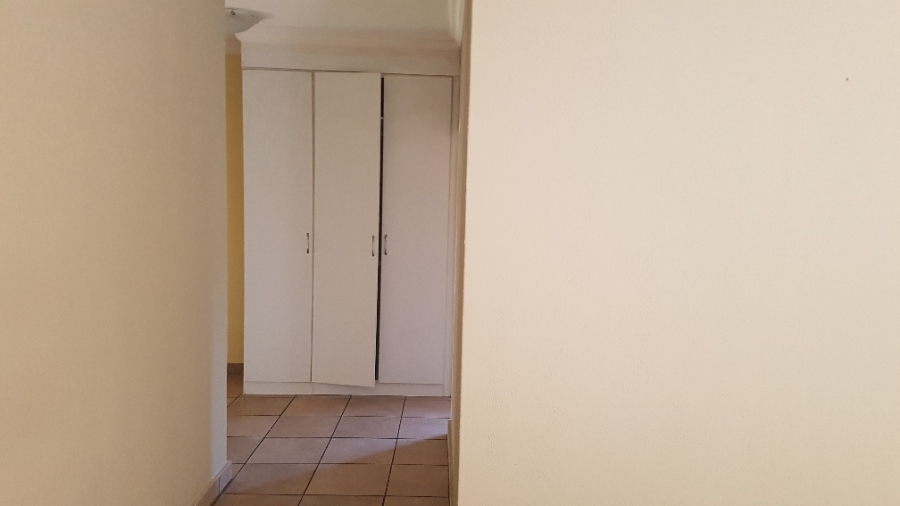 To Let 2 Bedroom Property for Rent in Dunnottar Gauteng