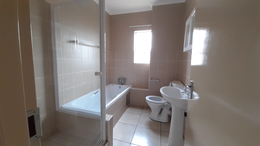 To Let 2 Bedroom Property for Rent in Albemarle Gauteng